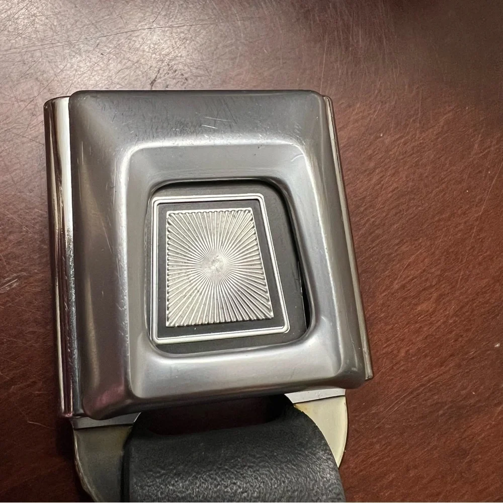 Vintage Seat Belt buckle beer cap belt rare unique conversation piece EUC - Picture 10 of 13